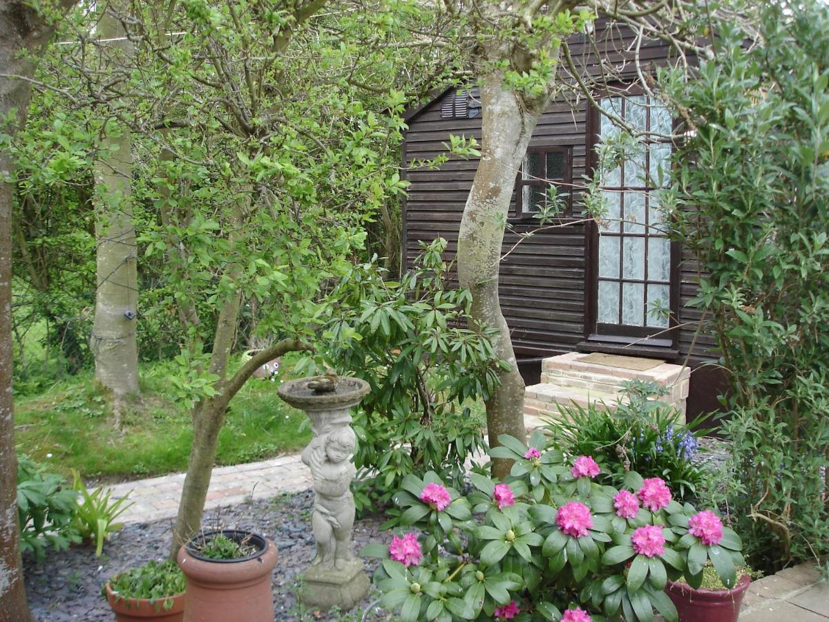 Hollydene Lodge Whitstable Exterior foto
